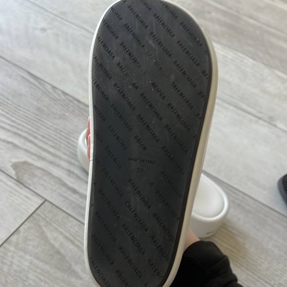 Balenciaga leather slides - Picture 3 of 4